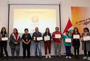 Mincetur present&oacute; a ganadores de &ldquo;Premio Nacional de Dise&ntilde;o de la Artesan&iacute;a Peruana&rdquo;