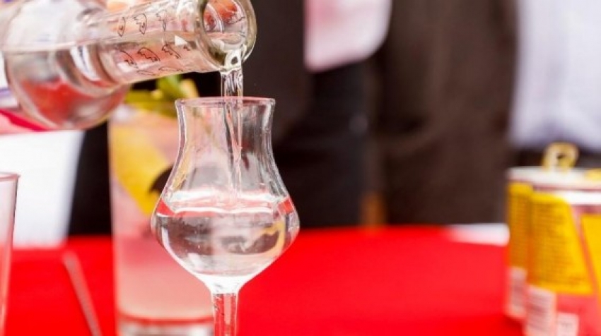 Productores chilenos amenazan con defender la denominaci&oacute;n de origen de su 'pisco' en tribunales