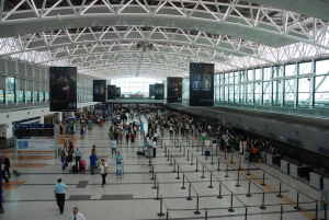 Gobierno argentino &ldquo;desaconseja&rdquo; viajar al exterior