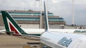 Gobierno de Italia no vender&aacute; Alitalia por partes y se plantea intervenci&oacute;n