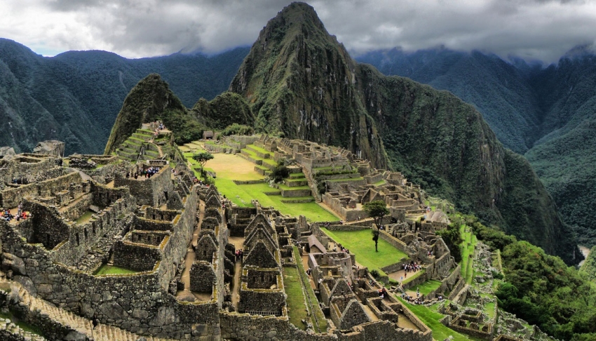Turista extranjero podr&iacute;a ser sancionado por fotografiar Machu Picchu desde un drone