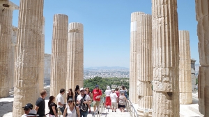 Turismo en Grecia: R&eacute;cord de llegadas para 2017, pero inaccesible para la mitad de los griegos