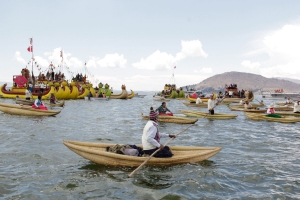 As&iacute; vivi&oacute; Puno escenificaci&oacute;n de la salida de Manco C&aacute;pac y Mama Ocllo del Titicaca