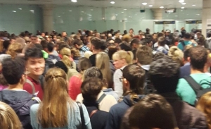 El Estado se compromete a poner fin al colapso en zona de control del aeropuerto de Barcelona