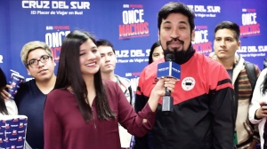 Cruz del Sur innova con Primer Avant Premier sobre ruedas junto a Aldo Miyashiro (V&Iacute;DEO)