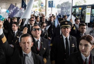 Avianca tendr&aacute; que pagar 500 millones a la Asociaci&oacute;n de Aviadores por conductas antisindicales