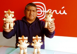 Maestro Artesano Edwin Huasacca Condori: &ldquo;Mi sue&ntilde;o es trasmitir el arte de la cer&aacute;mica a los ni&ntilde;os del Per&uacute;&rdquo;