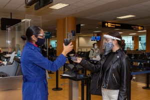 Aeropuerto Jorge Ch&aacute;vez transport&oacute; m&aacute;s de 26 mil pasajeros durante la primera semana de operaci&oacute;n (FOTOS)