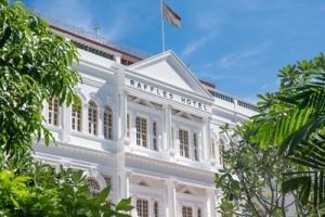 El regreso de una leyenda: el Raffles Singapore reabre oficialmente sus puertas