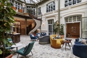 Accor redobla su apuesta en el sector lifestyle y negocia con Ennismore