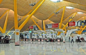Madrid-Barajas se consolida como el quinto aeropuerto con m&aacute;s viajeros de Europa