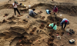 Descubren restos &oacute;seos de 250 ni&ntilde;os y 40 guerreros sacrificados en La Libertad