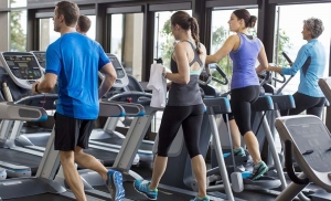 Gimnasio en aeropuerto, &iquest;soluci&oacute;n para las horas de espera?