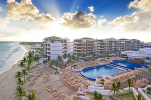 Wyndham Hotels &amp; Resorts le da la bienvenida a su 21.&ordf; marca, Registry Collection Hotels, con el Grand Residences Riviera Canc&uacute;n