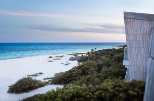 Palma&iuml;a, The House of A&iuml;A, un nuevo enclave playero exclusivo en la Riviera Maya, da la bienvenida a sus hu&eacute;spedes con programas hol&iacute;sticos &uacute;nicos y una conexi&oacute;n profunda con rituales musicales