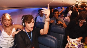 Delta promueve la primera discoteca silenciosa a 30.000 pies en Nueva York