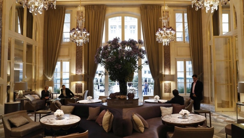El m&iacute;tico Hotel de Crillon reabre sus puertas en Par&iacute;s