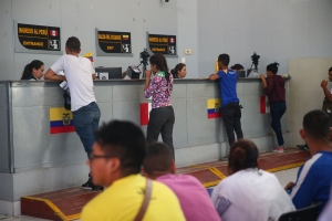 Desde hoy venezolanos ingresan al Per&uacute; con pasaporte y visa humanitaria