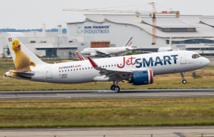 JetSMART detalla su plan de sostenibilidad con llegada de primer avi&oacute;n de su flota que emplea combustible ecol&oacute;gico