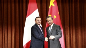 Per&uacute; y China fortalecen su TLC frente a guerra comercial