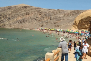 Paracas se colm&oacute; de 30 mil visitantes durante el feriado por Fiestas Patrias en Per&uacute;