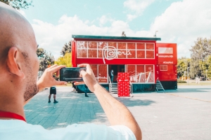 Casa Per&uacute; M&oacute;vil atendi&oacute; a miles de fan&aacute;ticos en Parque Gorki de Mosc&uacute;