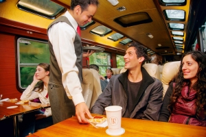 INCA RAIL celebra el domingo de Pascua