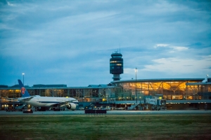 Aeropuerto Internacional de Vancouver promueve el intercambio comercial y tur&iacute;stico entre Canad&aacute; y Per&uacute;