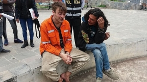 Turistas argentinos son intervenidos por atentar contra estatua en Apur&iacute;mac