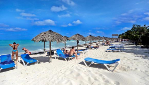 Cuba apuesta por un turismo seguro, pese a la pandemia y el embargo de Estados Unidos
