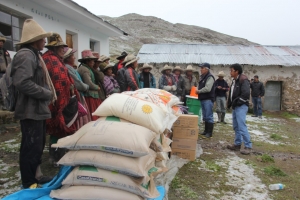 Hudbay Per&uacute; entrega ayuda a damnificados por huayco en Chumbivilcas