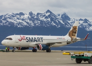 JetSMART anuncia aumento de frecuencias en sus vuelos entre Santiago de Chile, Cali y Bogot&aacute;