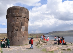Puno reactiva turismo con reapertura del complejo Sillustani y el templo de Juli