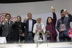 Cultura culinaria tacne&ntilde;a plasmado en el libro "Al pie del fog&oacute;n"
