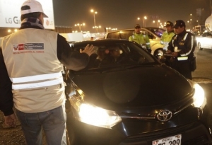 Se intervienen 70 veh&iacute;culos y llevan al dep&oacute;sito a 11 taxis informales luego de operativo &ldquo;Turismo Seguro&rdquo;