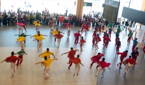 Turistas y visitantes disfrutar&aacute;n de show folcl&oacute;rico en aeropuerto Jorge Ch&aacute;vez