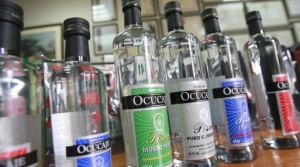 Chile insiste en poner condiciones a pisco peruano en concurso internacional