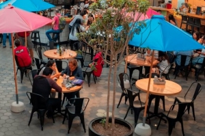 Mercado 28 se expande y arranca marcha blanca en Mall Plaza Bellavista