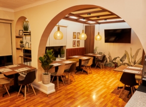 Conoce el nuevo restaurante que fusiona el folklore de sabores e insumos peruanos en sus platos