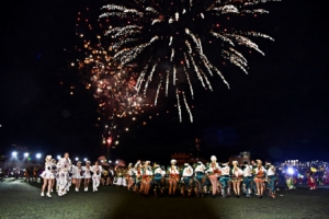 Puno vibr&oacute; con noche de danzas y fuegos artificiales en lanzamiento de La Candelaria