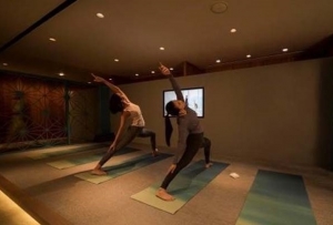 Cathay Pacific instala una sala de yoga en el aeropuerto de Hong Kong