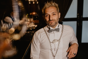 Jos&eacute; Bracamonte cumple 20 a&ntilde;os impulsando la cultura del sommelier en el Per&uacute;