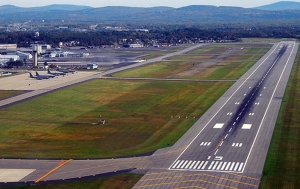 La historia del aeropuerto con m&aacute;s aterrizajes de emergencia del mundo