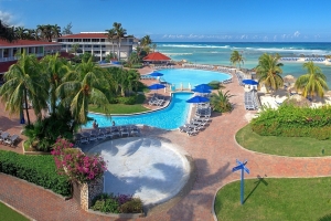 Holiday Inn Resort&reg; Montego Bay de Jamaica ofrece promoci&oacute;n especial para los Latinoamericanos