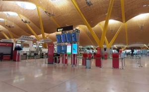 Iberia y Madrid buscar&aacute;n pernoctaciones en las escalas promocion&aacute;ndose con bancos en Latinoam&eacute;rica