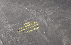 Dictan prisi&oacute;n suspendida para activista de Greenpeace por da&ntilde;ar L&iacute;neas de Nasca