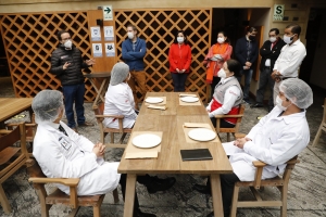 Gobierno y sector privado trabajan en proyecto de protocolo que permitir&aacute; atenci&oacute;n del p&uacute;blico en restaurantes y servicios afines (V&Iacute;DEO)