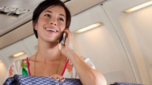 Por qu&eacute; no est&aacute; permitido hablar por tel&eacute;fono en la mayor&iacute;a de los aviones