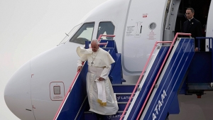 Medios extranjeros eval&uacute;an visita del Papa y la comparan con su llegada a Per&uacute;: "Gira por Chile es la peor de su pontificado"