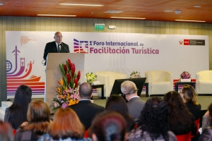 Ministro Ferreyros: &ldquo;Per&uacute; busca promover viajes f&aacute;ciles, ordenados y seguros&rdquo;